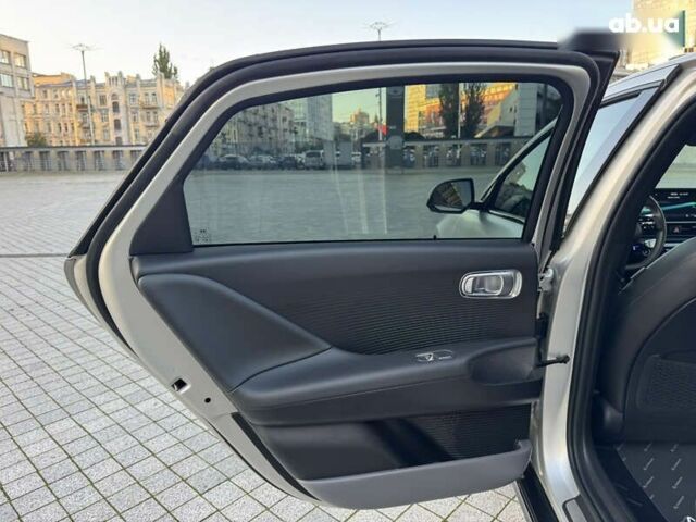 Хендай IONIQ 6, объемом двигателя 0 л и пробегом 17 тыс. км за 35900 $, фото 23 на Automoto.ua