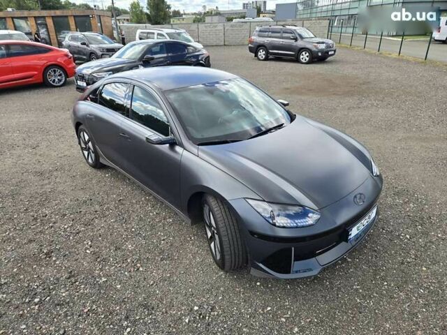 Хендай IONIQ 6, объемом двигателя 0 л и пробегом 16 тыс. км за 33888 $, фото 2 на Automoto.ua