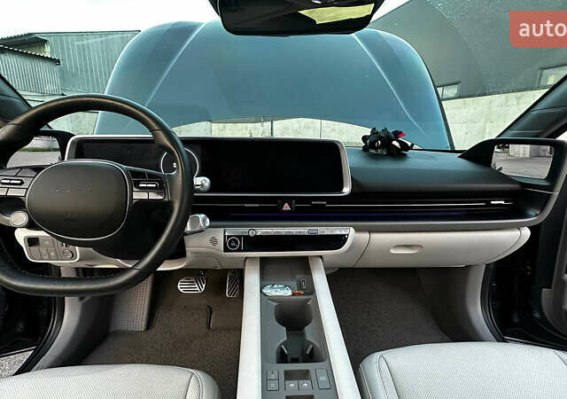 Серый Хендай IONIQ 6, объемом двигателя 0 л и пробегом 41 тыс. км за 32000 $, фото 22 на Automoto.ua