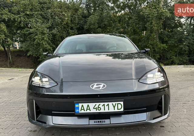 Серый Хендай IONIQ 6, объемом двигателя 0 л и пробегом 41 тыс. км за 32000 $, фото 1 на Automoto.ua