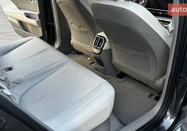 Серый Хендай IONIQ 6, объемом двигателя 0 л и пробегом 41 тыс. км за 32000 $, фото 27 на Automoto.ua