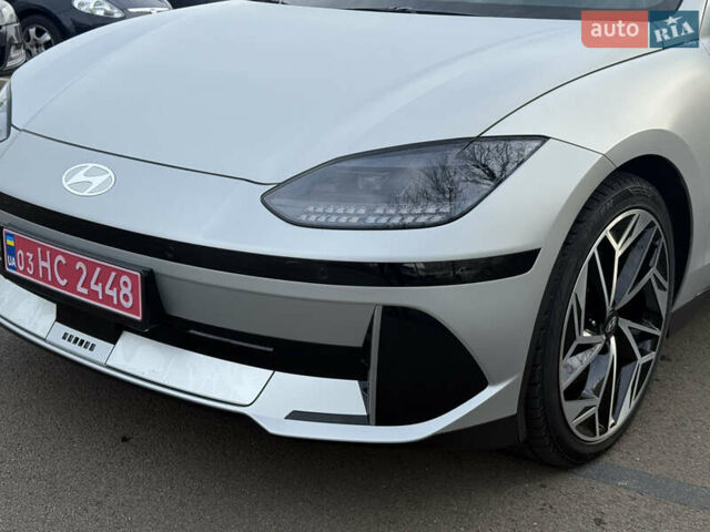 Серый Хендай IONIQ 6, объемом двигателя 0 л и пробегом 10 тыс. км за 28900 $, фото 9 на Automoto.ua