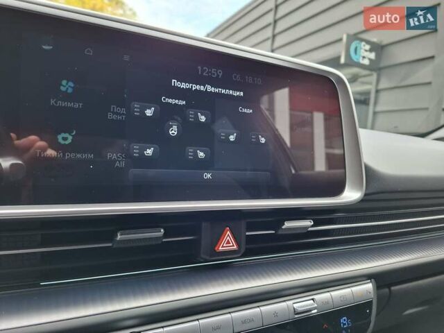 Серый Хендай IONIQ 6, объемом двигателя 0 л и пробегом 17 тыс. км за 35900 $, фото 16 на Automoto.ua