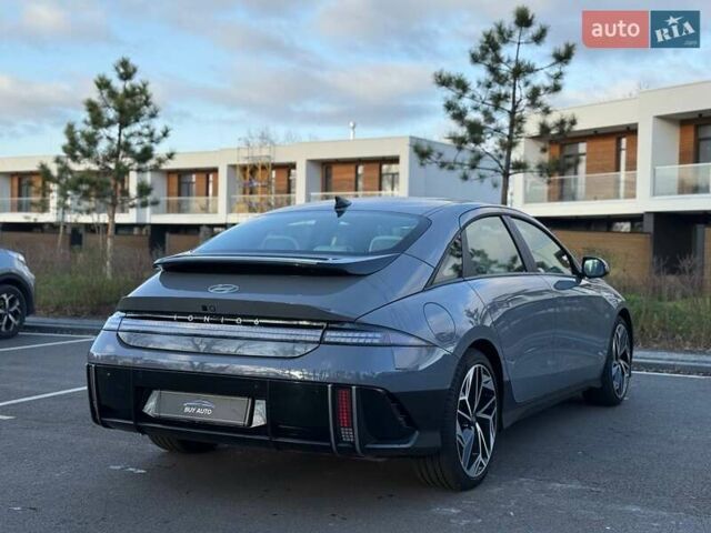 Серый Хендай IONIQ 6, объемом двигателя 0 л и пробегом 1 тыс. км за 26699 $, фото 7 на Automoto.ua