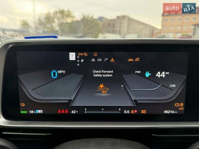 Серый Хендай IONIQ 6, объемом двигателя 0 л и пробегом 65 тыс. км за 18900 $, фото 16 на Automoto.ua