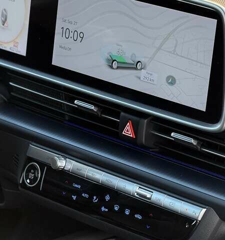 Хендай IONIQ 6 2023 у Умани на Automoto.ua Сірий Хендай IONIQ 6, об'ємом двигуна 0 л та пробігом 40 тис. км за 31000 $, фото 39 на Automoto.ua