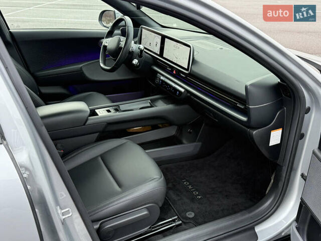 Серый Хендай IONIQ 6, объемом двигателя 0 л и пробегом 41 тыс. км за 25500 $, фото 9 на Automoto.ua