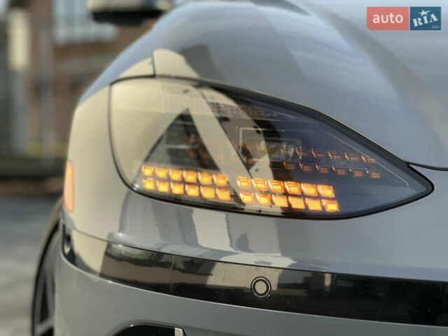 Серый Хендай IONIQ 6, объемом двигателя 0 л и пробегом 41 тыс. км за 28450 $, фото 7 на Automoto.ua