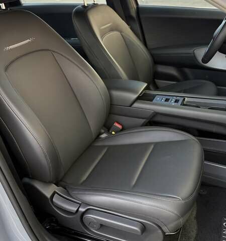 Хендай IONIQ 6 2023 у Умани на Automoto.ua Сірий Хендай IONIQ 6, об'ємом двигуна 0 л та пробігом 40 тис. км за 31000 $, фото 37 на Automoto.ua