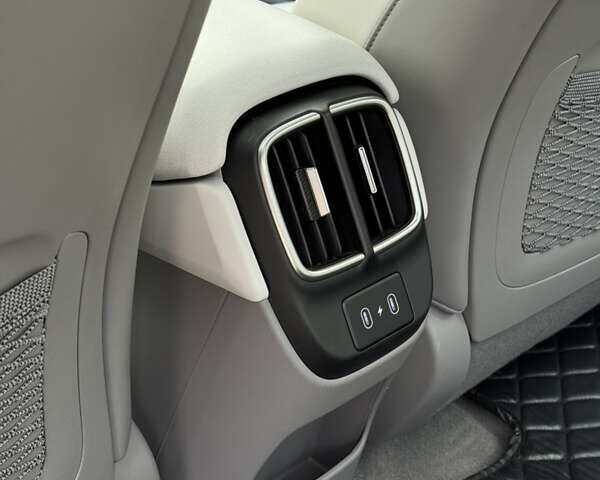 Серый Хендай IONIQ 6, объемом двигателя 0 л и пробегом 32 тыс. км за 26500 $, фото 47 на Automoto.ua