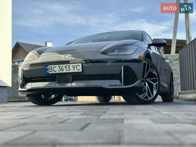 Серый Хендай IONIQ 6, объемом двигателя 0 л и пробегом 41 тыс. км за 28450 $, фото 17 на Automoto.ua