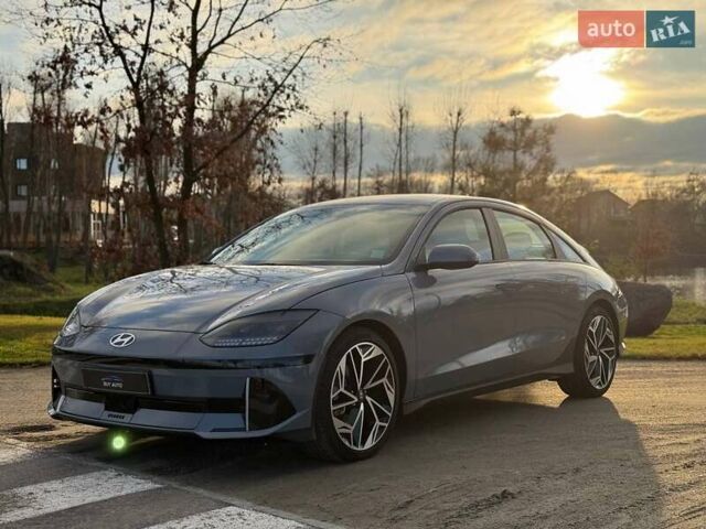 Серый Хендай IONIQ 6, объемом двигателя 0 л и пробегом 1 тыс. км за 26699 $, фото 13 на Automoto.ua