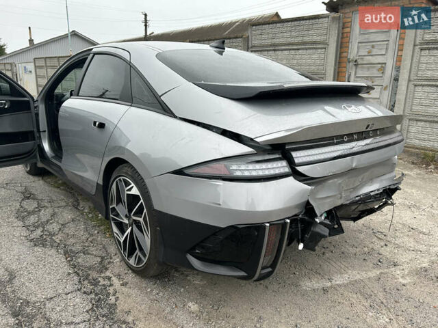 Серый Хендай IONIQ 6, объемом двигателя 0 л и пробегом 35 тыс. км за 20000 $, фото 16 на Automoto.ua