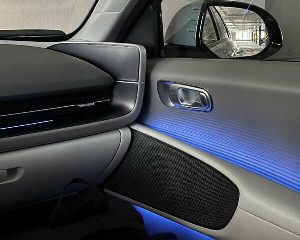 Серый Хендай IONIQ 6, объемом двигателя 0 л и пробегом 32 тыс. км за 26500 $, фото 61 на Automoto.ua