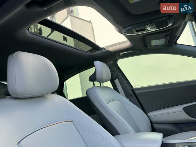 Серый Хендай IONIQ 6, объемом двигателя 0 л и пробегом 41 тыс. км за 28450 $, фото 90 на Automoto.ua