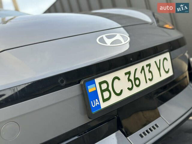 Серый Хендай IONIQ 6, объемом двигателя 0 л и пробегом 41 тыс. км за 28450 $, фото 9 на Automoto.ua