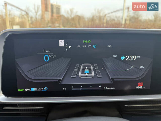 Серый Хендай IONIQ 6, объемом двигателя 0 л и пробегом 10 тыс. км за 28900 $, фото 43 на Automoto.ua