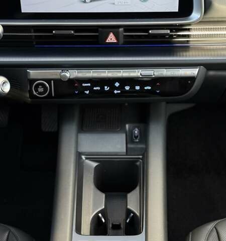 Хендай IONIQ 6 2023 у Умани на Automoto.ua Сірий Хендай IONIQ 6, об'ємом двигуна 0 л та пробігом 40 тис. км за 31000 $, фото 30 на Automoto.ua