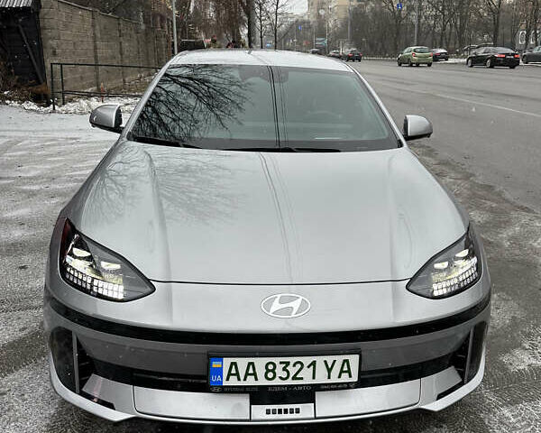 Сірий Хендай IONIQ 6, об'ємом двигуна 0 л та пробігом 2 тис. км за 52600 $, фото 16 на Automoto.ua