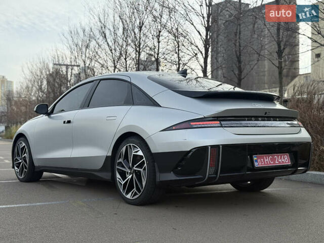 Серый Хендай IONIQ 6, объемом двигателя 0 л и пробегом 10 тыс. км за 28900 $, фото 18 на Automoto.ua