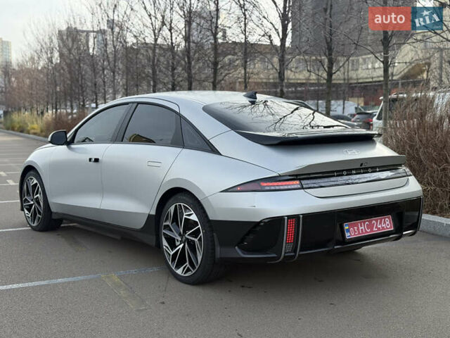Серый Хендай IONIQ 6, объемом двигателя 0 л и пробегом 10 тыс. км за 28900 $, фото 20 на Automoto.ua