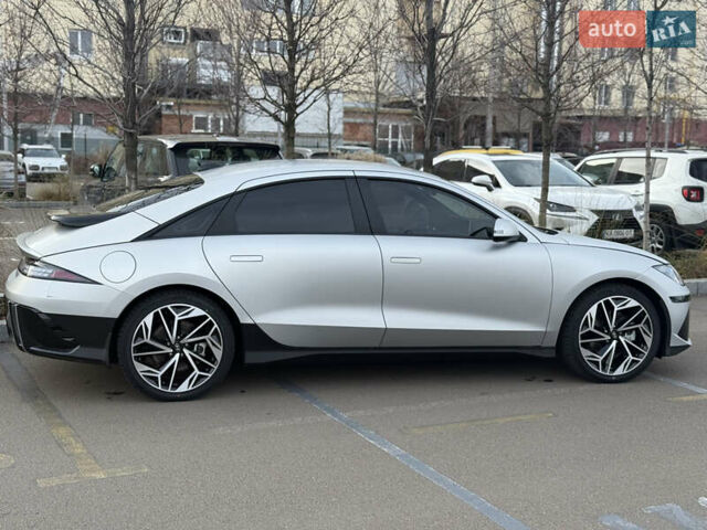 Серый Хендай IONIQ 6, объемом двигателя 0 л и пробегом 10 тыс. км за 28900 $, фото 17 на Automoto.ua