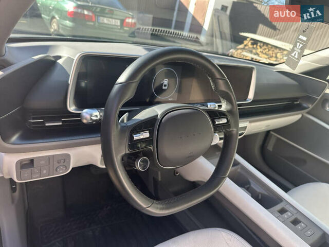 Серый Хендай IONIQ 6, объемом двигателя 0 л и пробегом 9 тыс. км за 30000 $, фото 10 на Automoto.ua