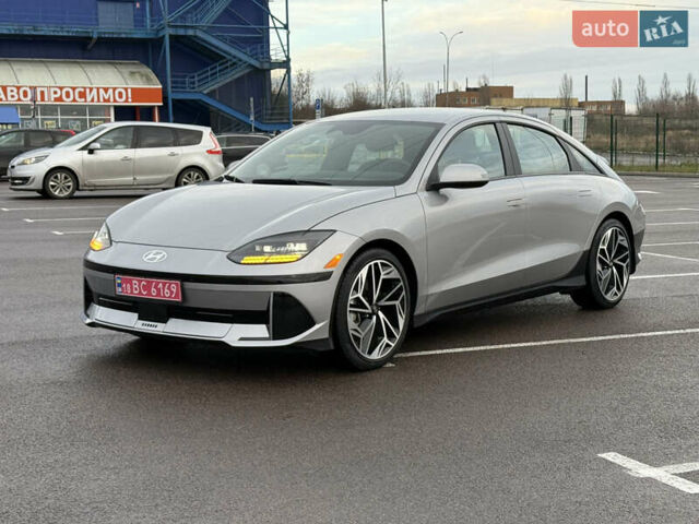 Серый Хендай IONIQ 6, объемом двигателя 0 л и пробегом 41 тыс. км за 25500 $, фото 13 на Automoto.ua