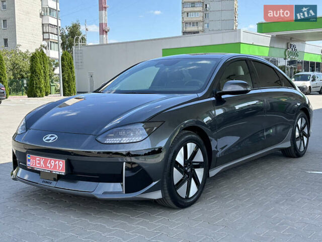 Сірий Хендай IONIQ 6, об'ємом двигуна 0 л та пробігом 9 тис. км за 31700 $, фото 12 на Automoto.ua