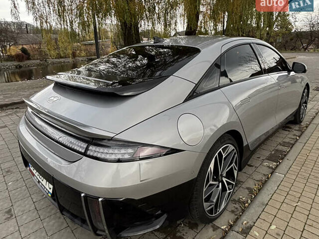 Сірий Хендай IONIQ 6, об'ємом двигуна 0 л та пробігом 12 тис. км за 27700 $, фото 7 на Automoto.ua