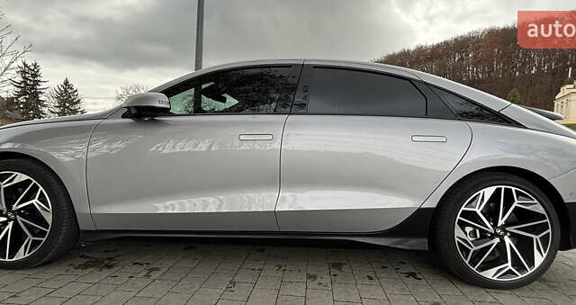 Сірий Хендай IONIQ 6, об'ємом двигуна 0 л та пробігом 12 тис. км за 27700 $, фото 18 на Automoto.ua