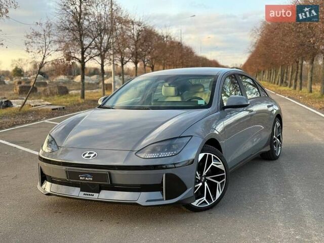 Серый Хендай IONIQ 6, объемом двигателя 0 л и пробегом 1 тыс. км за 26699 $, фото 11 на Automoto.ua
