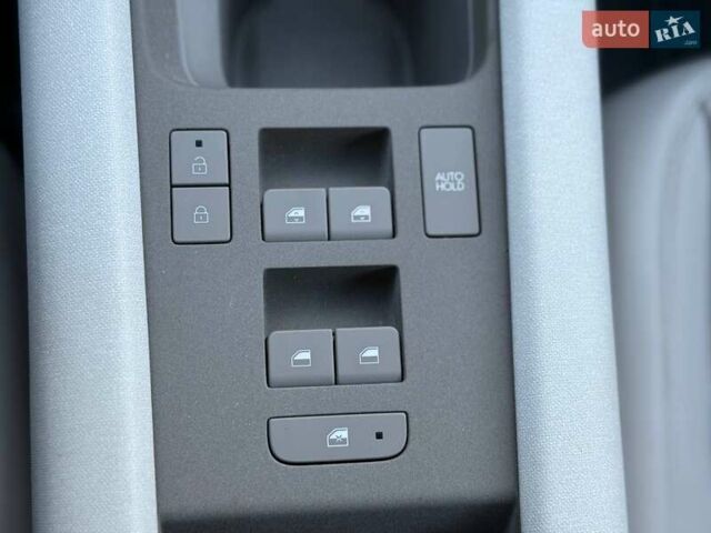 Серый Хендай IONIQ 6, объемом двигателя 0 л и пробегом 1 тыс. км за 26699 $, фото 32 на Automoto.ua