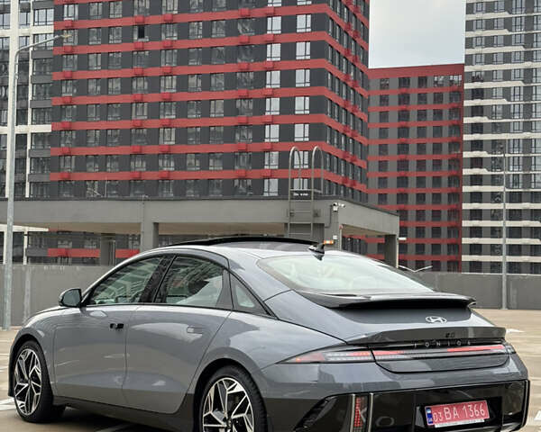 Серый Хендай IONIQ 6, объемом двигателя 0 л и пробегом 32 тыс. км за 26500 $, фото 7 на Automoto.ua