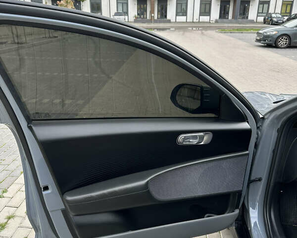 Сірий Хендай IONIQ 6, об'ємом двигуна 0 л та пробігом 53 тис. км за 19300 $, фото 9 на Automoto.ua