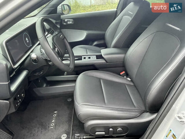 Серый Хендай IONIQ 6, объемом двигателя 0 л и пробегом 36 тыс. км за 24500 $, фото 8 на Automoto.ua