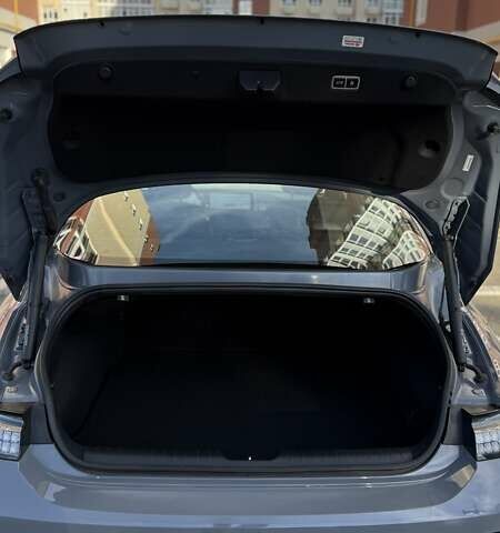 Хендай IONIQ 6 2023 у Умани на Automoto.ua Сірий Хендай IONIQ 6, об'ємом двигуна 0 л та пробігом 40 тис. км за 31000 $, фото 19 на Automoto.ua