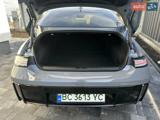 Серый Хендай IONIQ 6, объемом двигателя 0 л и пробегом 41 тыс. км за 28450 $, фото 124 на Automoto.ua