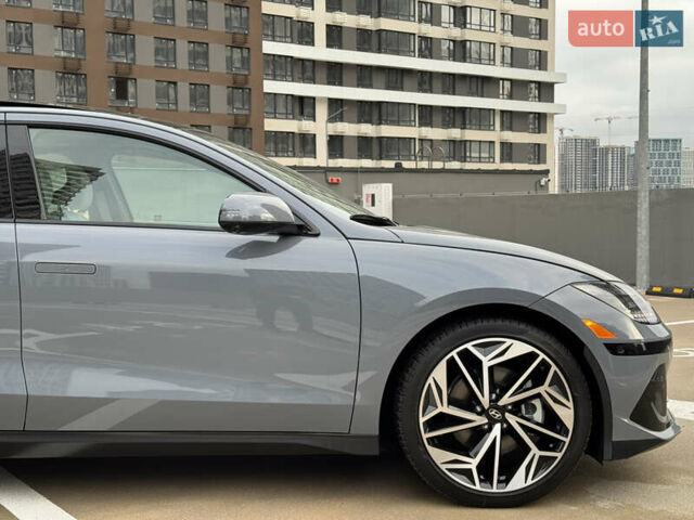Серый Хендай IONIQ 6, объемом двигателя 0 л и пробегом 32 тыс. км за 26500 $, фото 14 на Automoto.ua