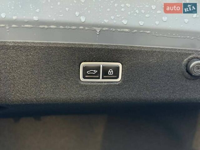 Серый Хендай IONIQ 6, объемом двигателя 0 л и пробегом 1 тыс. км за 26699 $, фото 41 на Automoto.ua