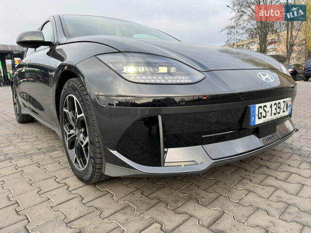 Серый Хендай IONIQ 6, объемом двигателя 0 л и пробегом 23 тыс. км за 22800 $, фото 16 на Automoto.ua