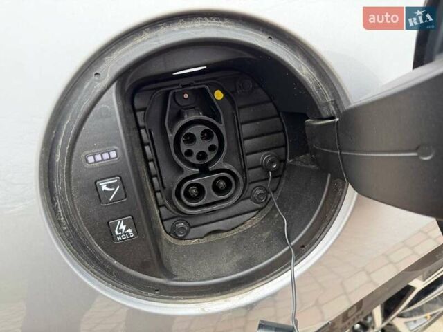 Сірий Хендай IONIQ 6, об'ємом двигуна 0 л та пробігом 18 тис. км за 13500 $, фото 18 на Automoto.ua