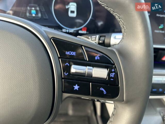 Серый Хендай IONIQ 6, объемом двигателя 0 л и пробегом 41 тыс. км за 28450 $, фото 64 на Automoto.ua