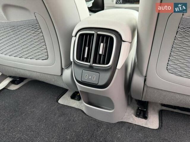 Сірий Хендай IONIQ 6, об'ємом двигуна 0 л та пробігом 18 тис. км за 13500 $, фото 22 на Automoto.ua