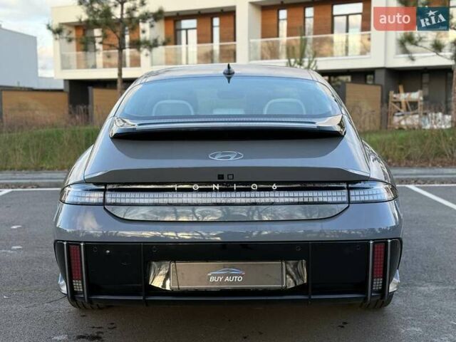 Серый Хендай IONIQ 6, объемом двигателя 0 л и пробегом 1 тыс. км за 26699 $, фото 6 на Automoto.ua