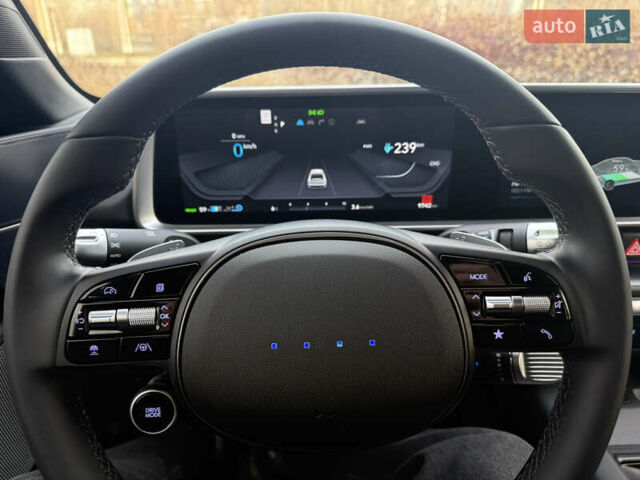 Серый Хендай IONIQ 6, объемом двигателя 0 л и пробегом 10 тыс. км за 28900 $, фото 41 на Automoto.ua