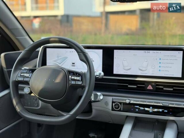 Серый Хендай IONIQ 6, объемом двигателя 0 л и пробегом 1 тыс. км за 26699 $, фото 36 на Automoto.ua