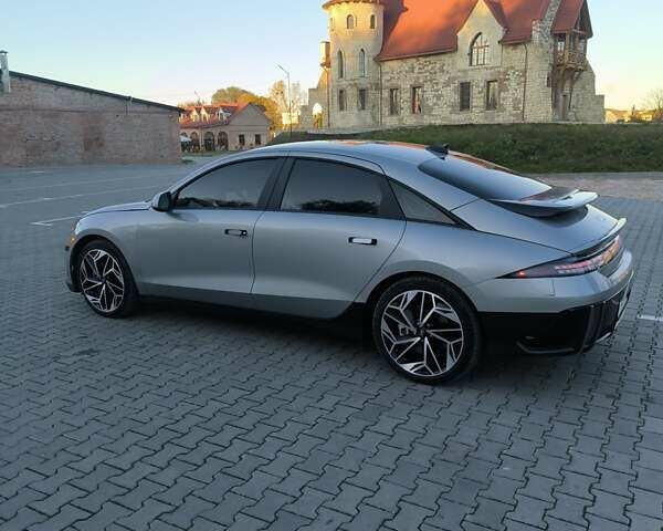 Серый Хендай IONIQ 6, объемом двигателя 0 л и пробегом 19 тыс. км за 26650 $, фото 50 на Automoto.ua