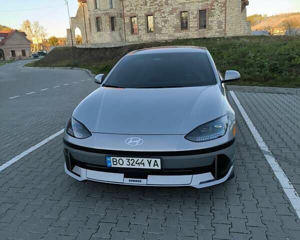 Серый Хендай IONIQ 6, объемом двигателя 0 л и пробегом 19 тыс. км за 26650 $, фото 28 на Automoto.ua