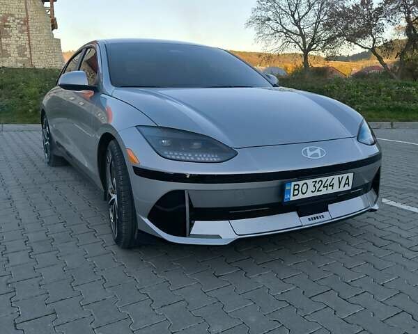 Серый Хендай IONIQ 6, объемом двигателя 0 л и пробегом 19 тыс. км за 26650 $, фото 41 на Automoto.ua